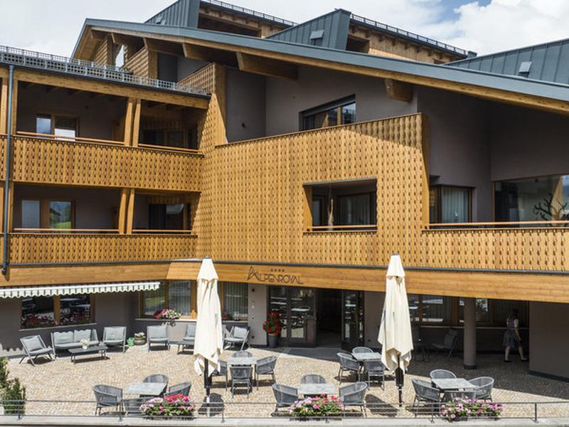 C96F667E2677BB19A6598E416B9D24A2