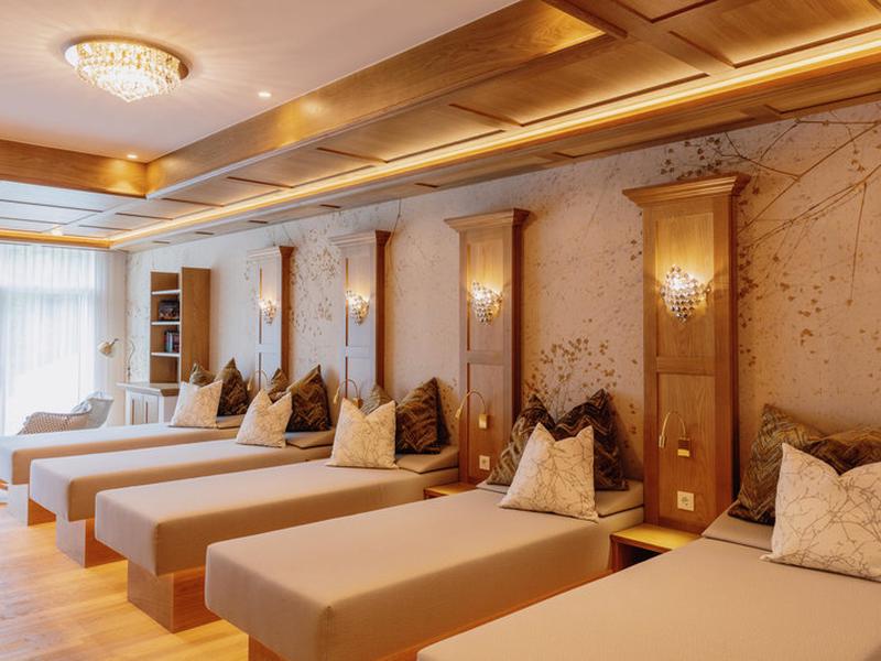 F69BFC8F47684422ED8E8AFC4C9B6ACE