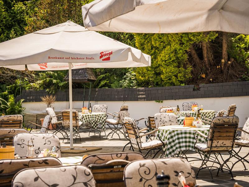 86C8C5DE105FBF4F989E5AB7D7673982