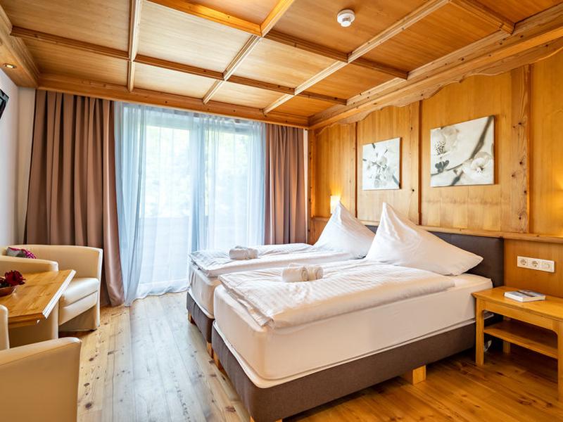 6558A3AF3CAFD4BB2D78357920D2B884