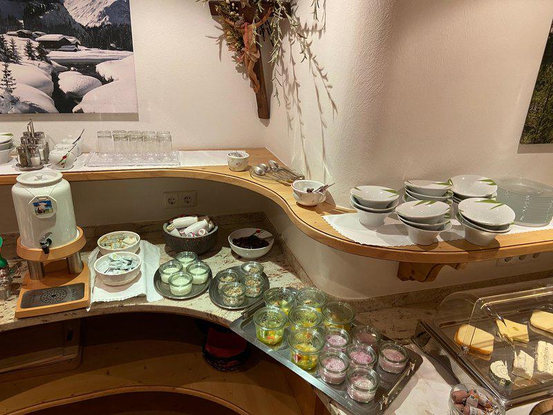 A5B3C35422BF4D1906E37E37A6D94B78