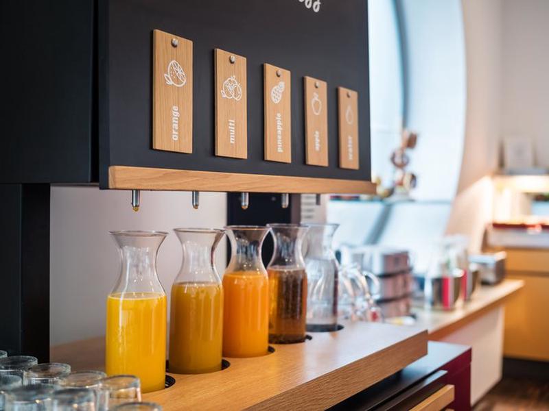 7A9669AAE40FCD0F165B3D51532C12BD