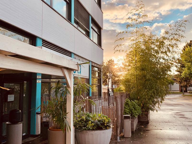 3B2CAAF45244E5434F5A28837182FBFA