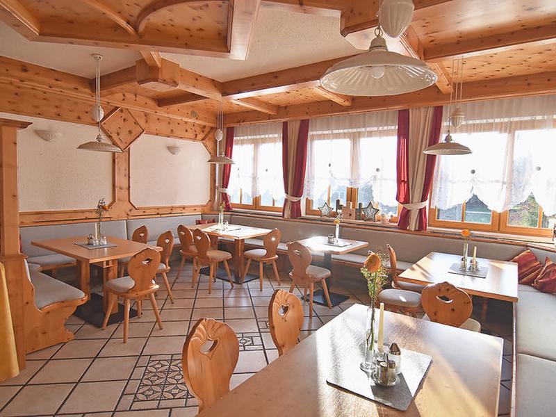 EA89E3A3C8CADB8616D42B0531F053C6