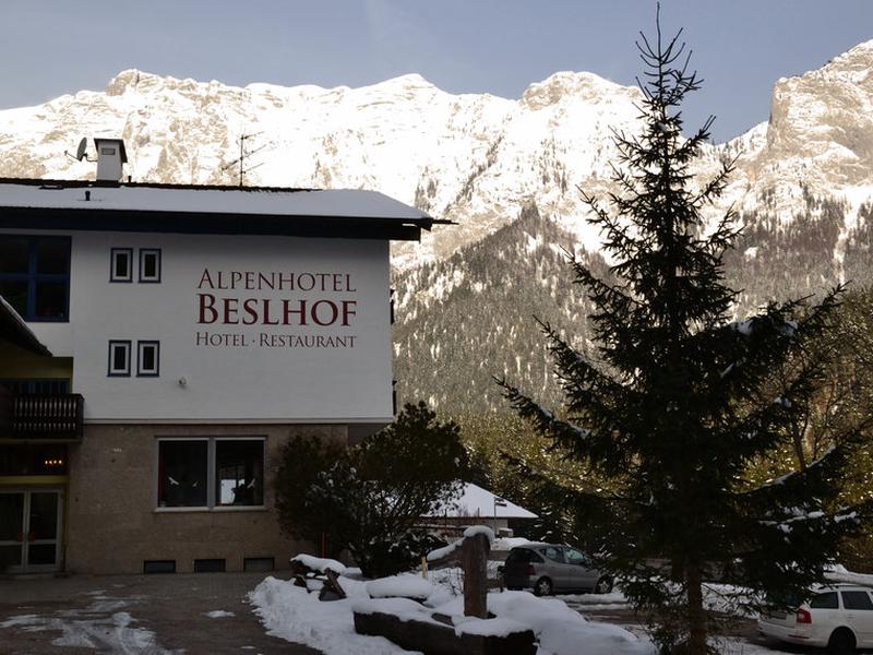 97EE10F015DD3CC419772A7CB278A742