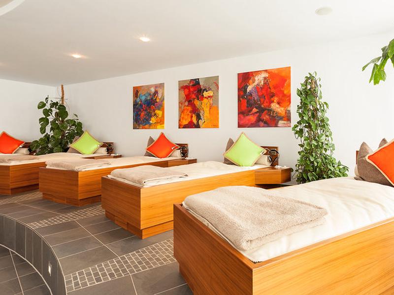 9385FEB9EDBDE10A288DB8B7756ED549