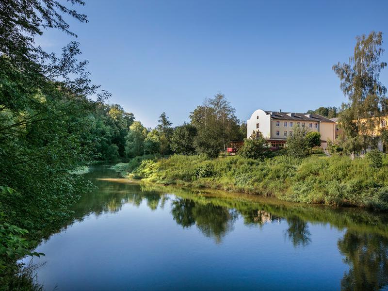 0DF788A15D29EE41C048E3BE6E69FDEB