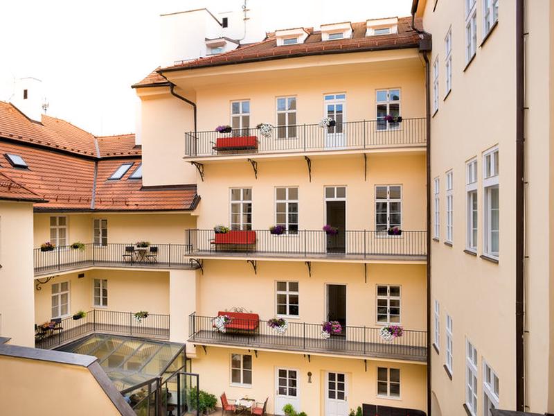 A67FB0D35B399489EE04CD94B803D2BE