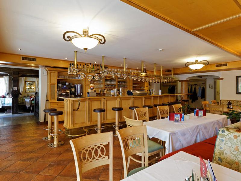 42764B1496DEA9D80CABAA5D9E51B1A9