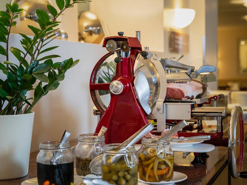 CE4244F4500D20172496AA2481F6D67E