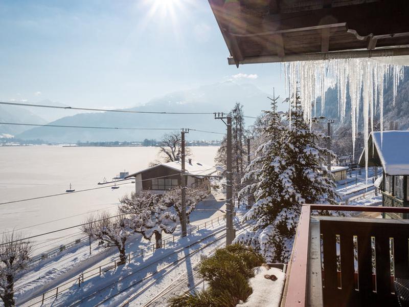 FFB5035EA288C812C63B2E0FAD04A227