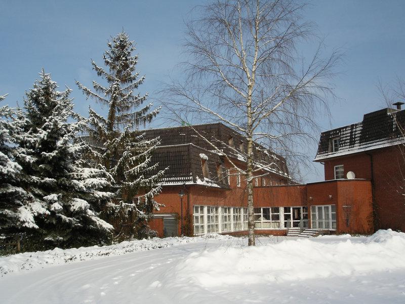 47AAF3E5B1DE167436165763793FF825