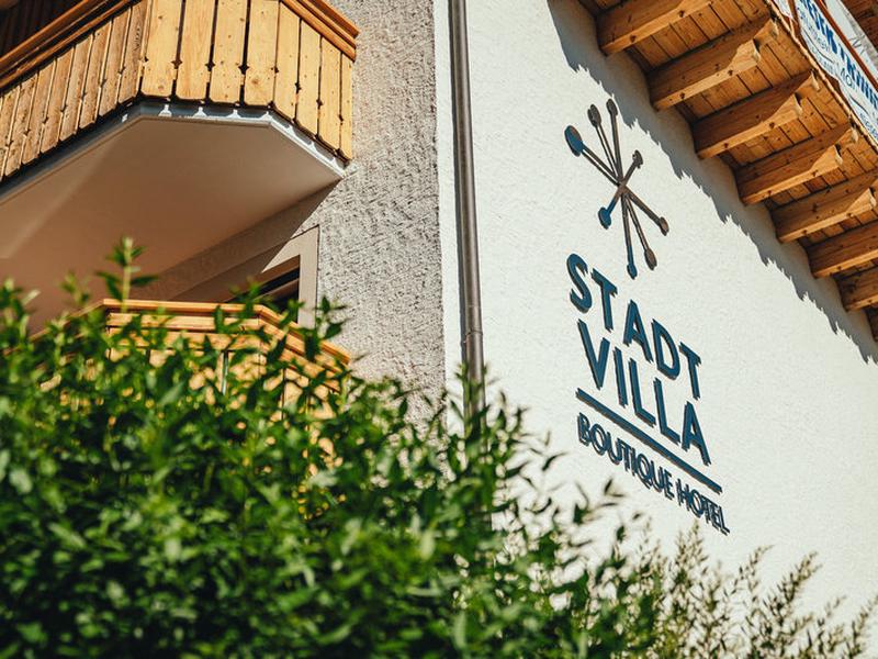 C4E1820FE9867A2C73C5BB2220C47D81