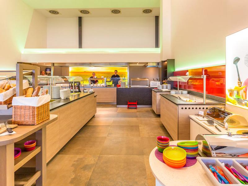 F201372ADF2B591CE559A95EA87527A8