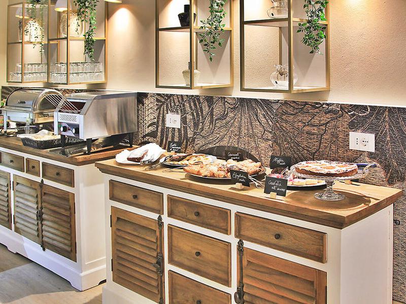 3BA2155E8F7CB093728E5A240CA8726B