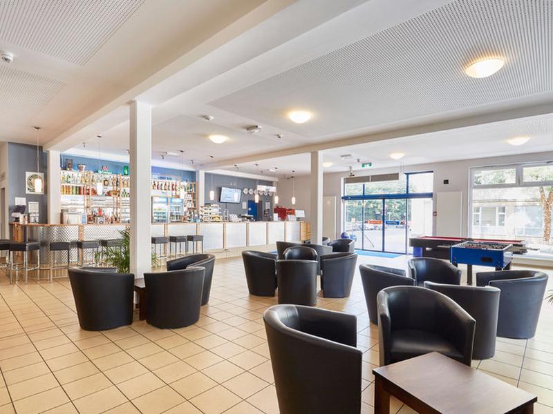 0225FF50AB2B540599E8848E935F26A4