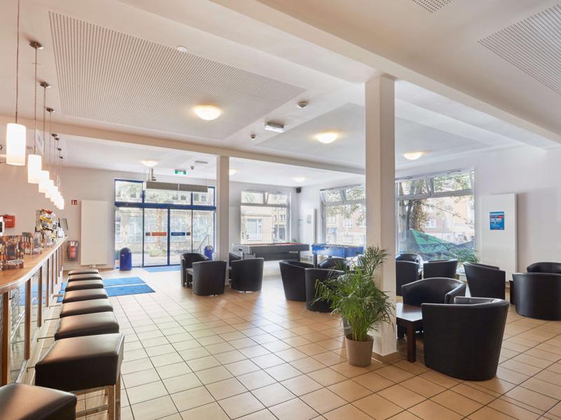 AE3D7A5236C7005419E0E7F26935050D