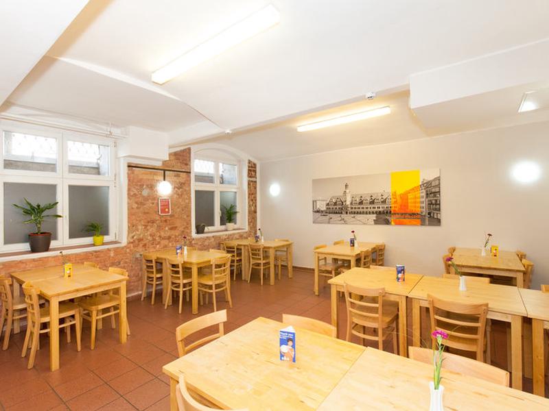 F72A2301F76605AEF1197CC51681011A