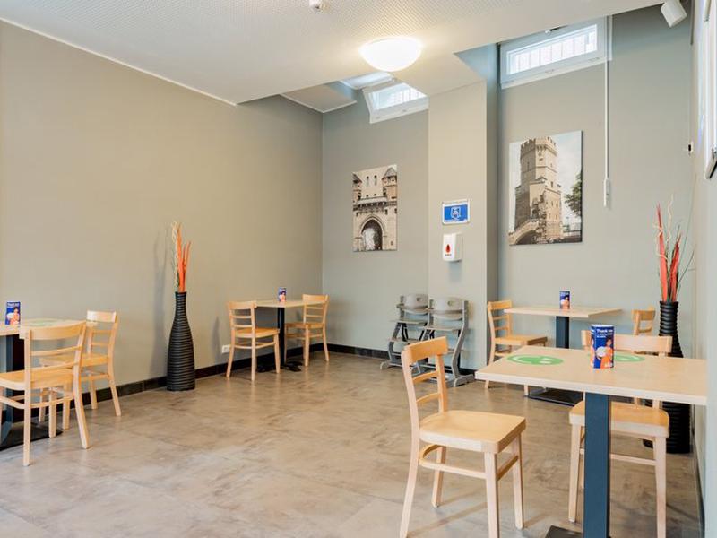 27E28A708109D53097FB580407455743