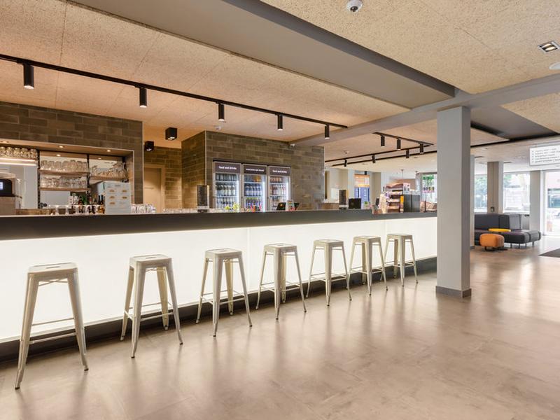 8374B17E3A187E8892AE4D3C52119FAE