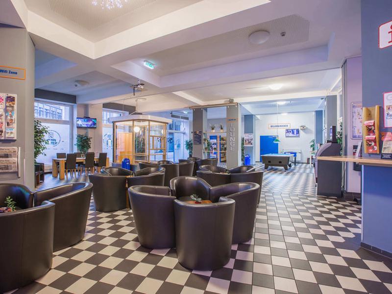 EFB90FFAF7A4397AB8C8215476DD43A5