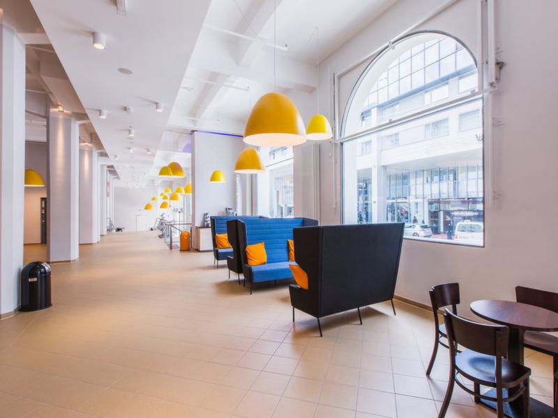 9CE0CDCEED51E4BECE517650AA8D9D67