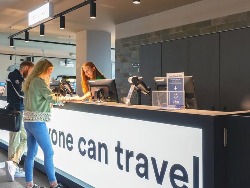 63FE076A2A9CDEED5A7AFB7CD0255CA5