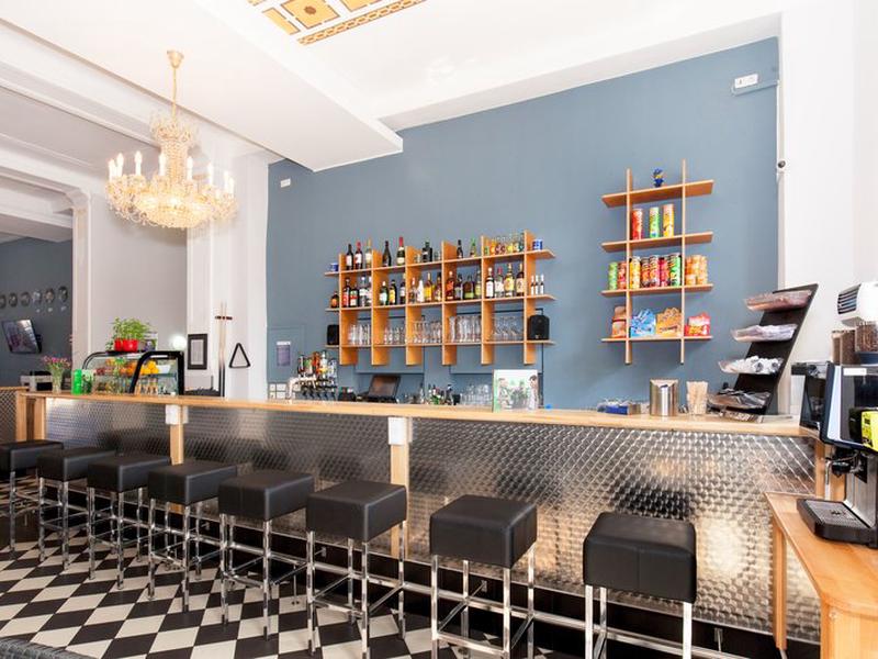 EE69BA65656958B7DD8B7CC8812BBBAA