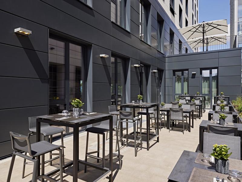 61C87935CAEE33F40BE30B7DEF9FF8C3