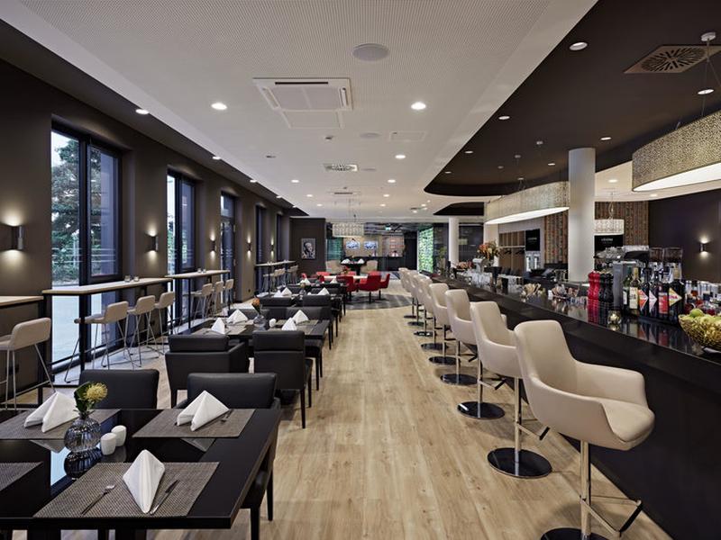 42779FFE5AC8380420BB0F66A750C7F6