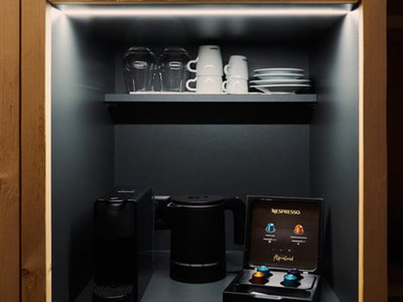 9795215B4C8859EA283E30A10A768E10