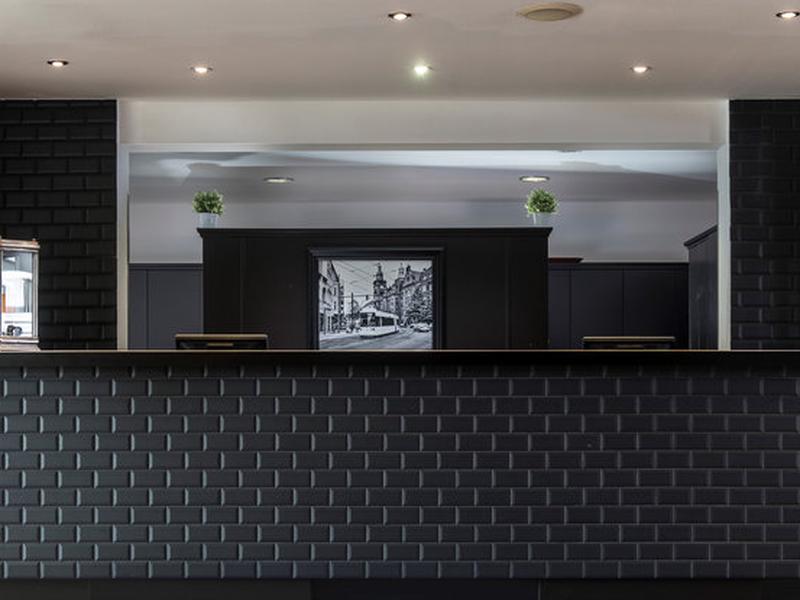 72EC7EABE757BE717681C9E860E51193