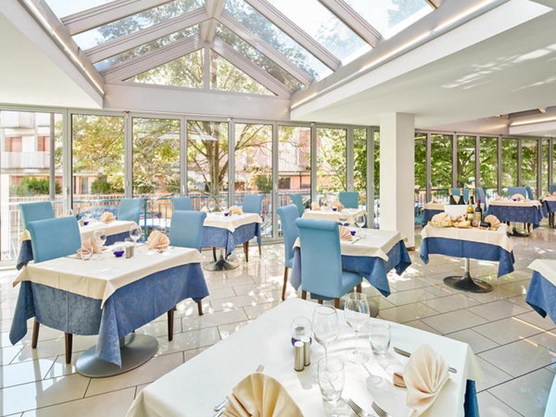 1BEBFA7FF7C987502134D5D28F521ADC