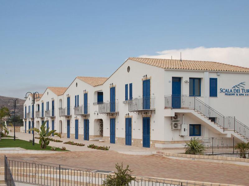 6140F9E5E51F77E58F07D16F00634F17