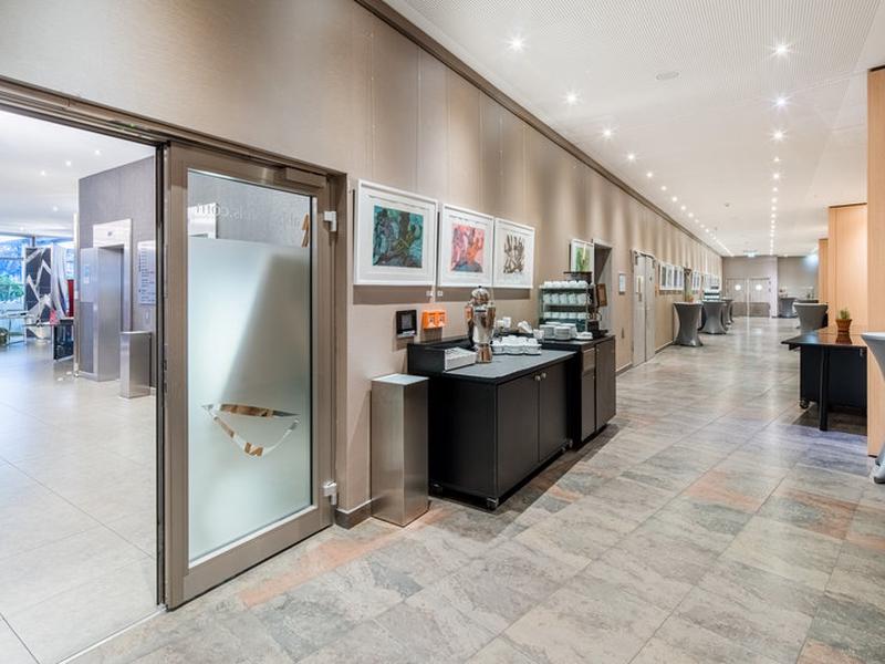 41D96AEFAE222EAC5C3C76D320CA9243