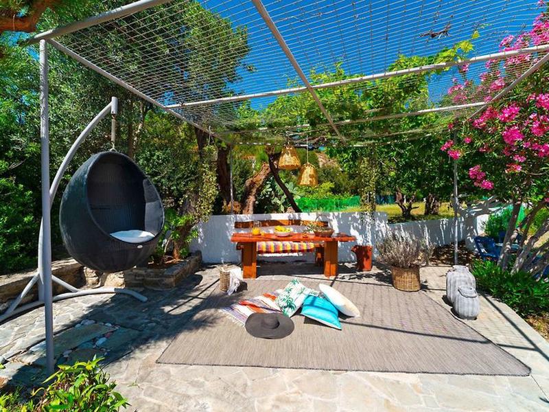 EA5704CD9AC2B1BA4AA7DE8019557A72