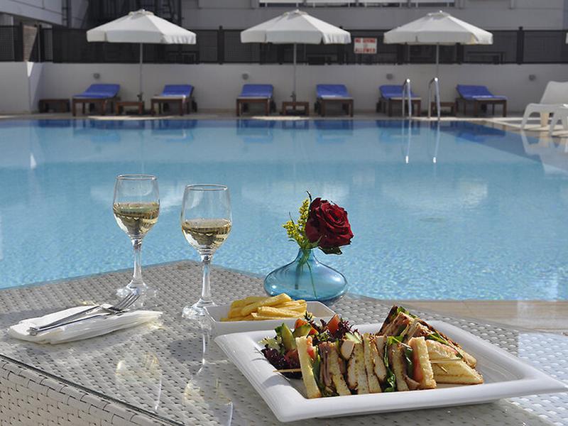 176BC292CEF4B8B66DACBB762F81B727