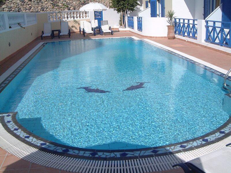 21AA62E44E7242752F5C6B9F7FB0F8BC