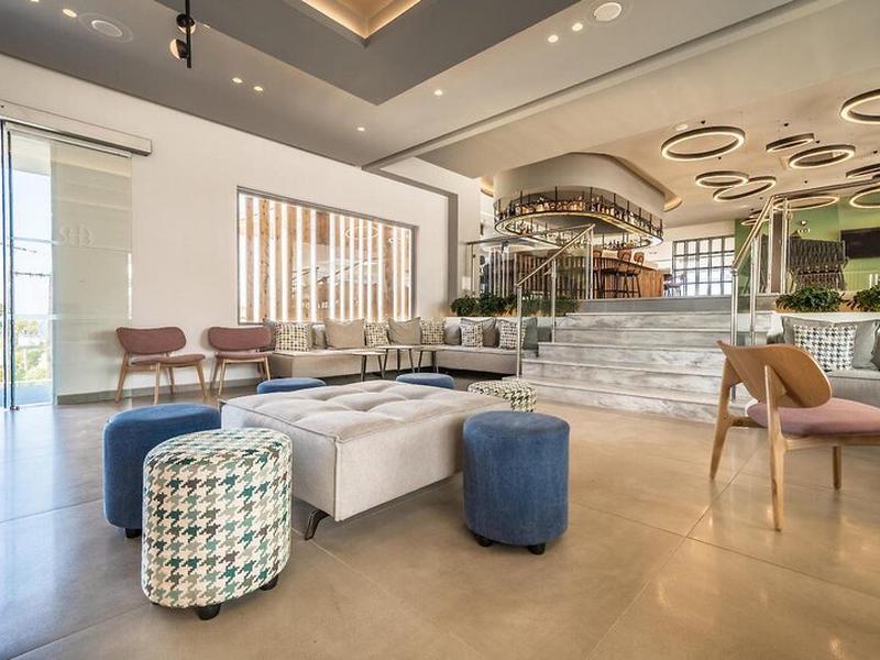 EFA52C9961935F3B8C40404FC17F2CBE