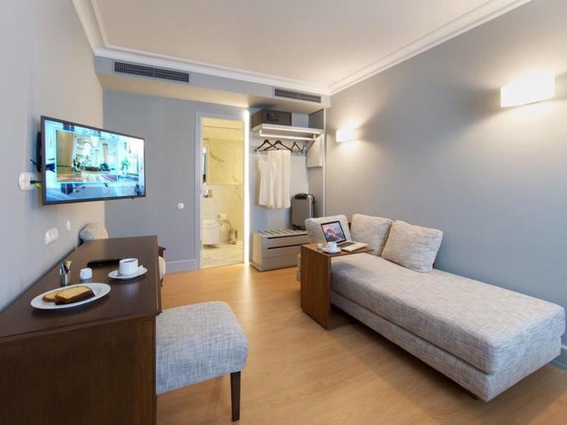 34DF8879B1B2442B064ACA10AFC88227