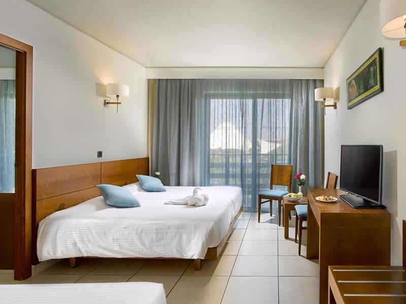 247965653BA5EFE85EAB1D6AAEE75A13