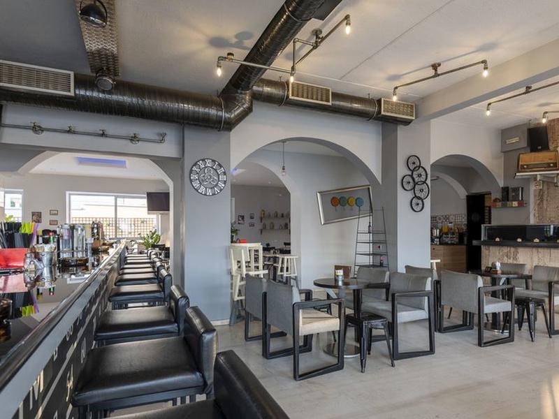 5DA1A29E9D6881E24585D840018DD49C