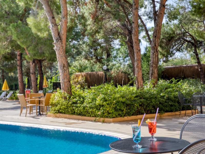 AF6946484A7DED7946525D2C33293353