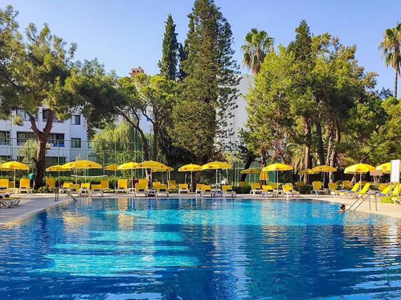 42DBA4E5615F5DE47C3EE4AA4CDA7661