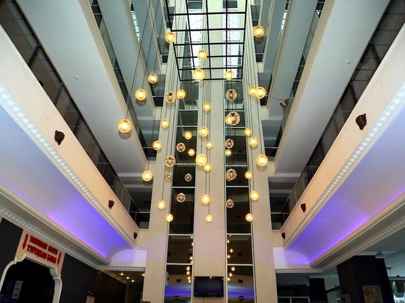 20E5CCFE64D69920E01E429E59FD3E10