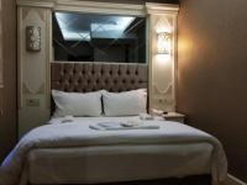 E2B51DE1F5A438CB72E2187F005BB2A2