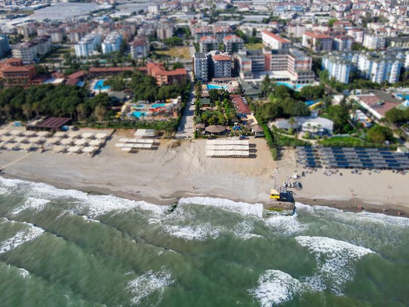 Clover Magic Park Beach Hotel