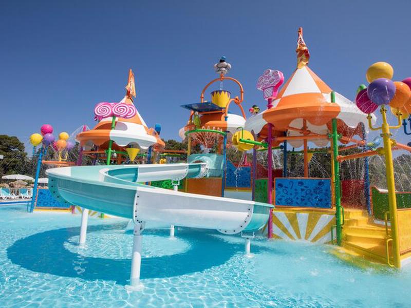 449B4F53F890A92DE7E136449FF951F3