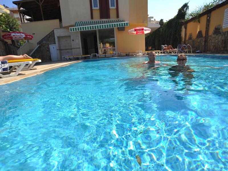 A25ED08B1036FB02822B71EFF377EBAB