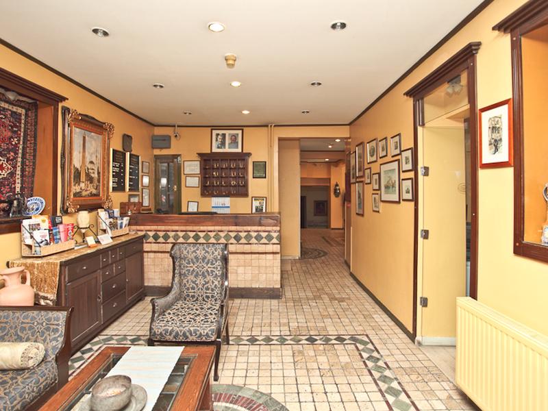 49AD958EAD68F9CCD72EA8B079A2BBC6